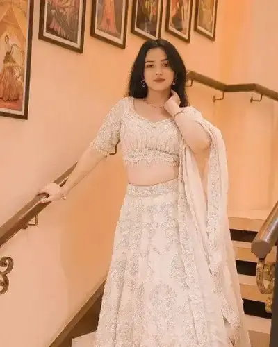 Escort Service In Nahur